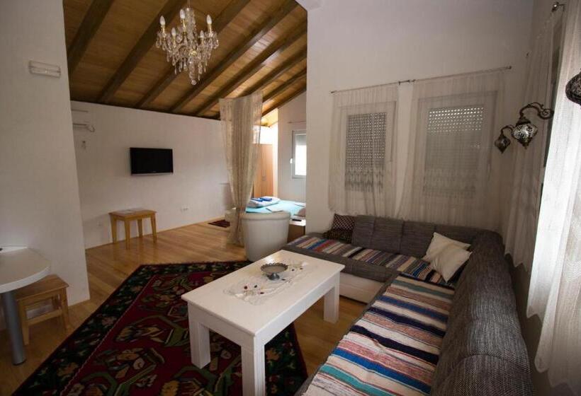 هتل & Rooms Lombrelle