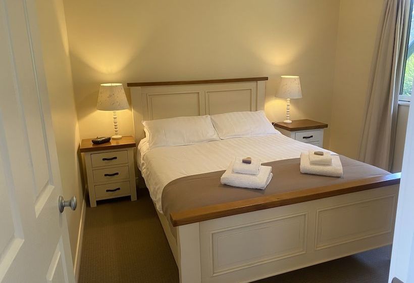 Manyat Peak Cottages Carnaby