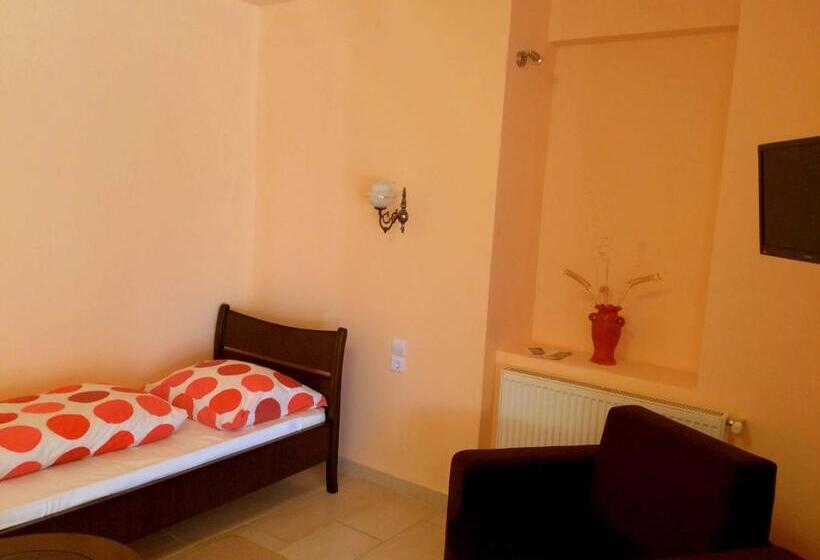 Op Art étterem és Panzió