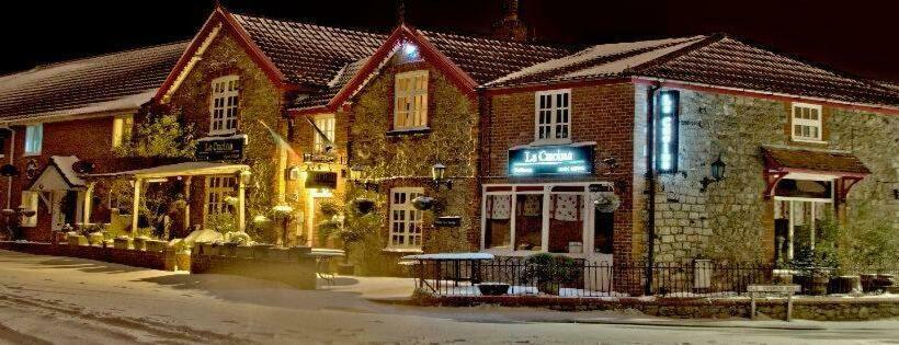 膳宿费 Rooms At Uphill