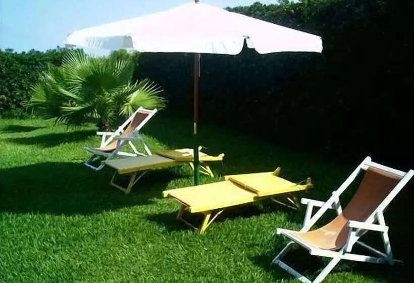 Residence Punta Cassano   In Piscina Sulla Spiaggia Di Sabbia