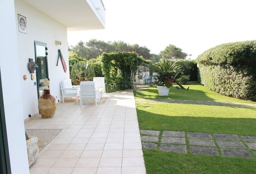 Residence Punta Cassano   In Piscina Sulla Spiaggia Di Sabbia