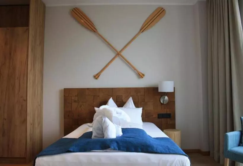 See  Und Waldresort Gröbern