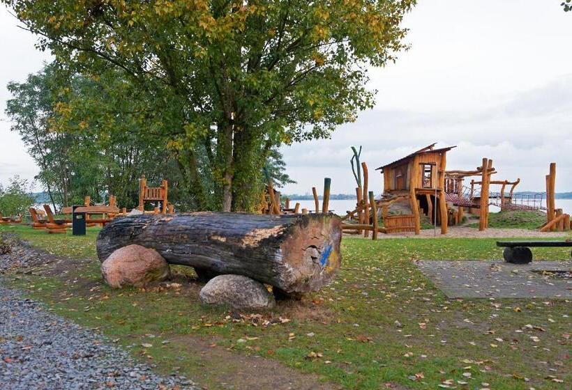 See  Und Waldresort Gröbern