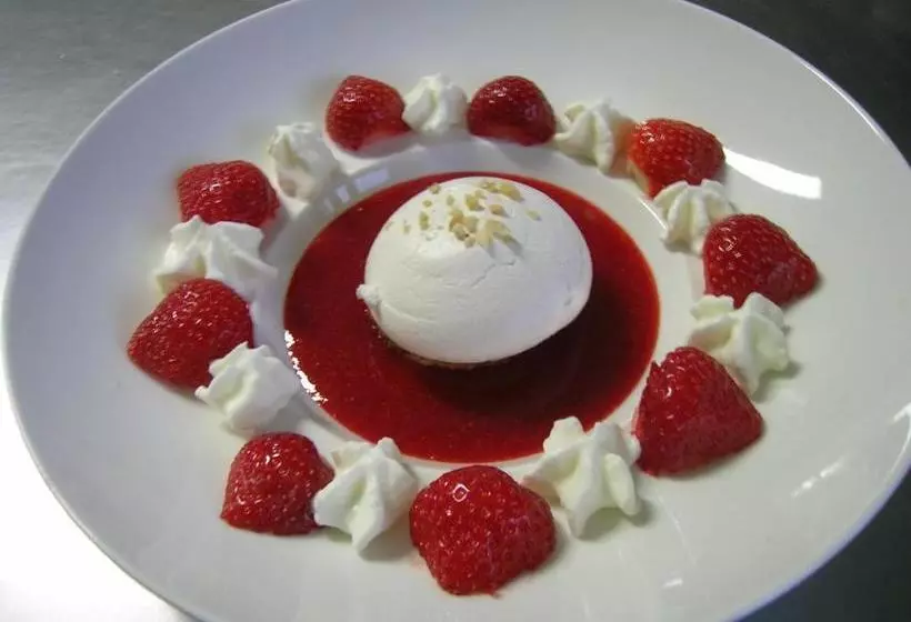 ホテル Le Relais De Ceilhes