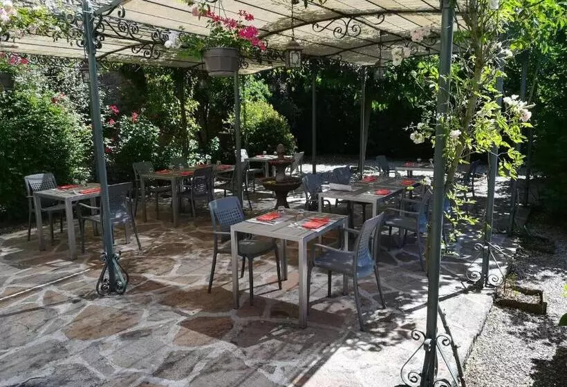 ホテル Le Relais De Ceilhes