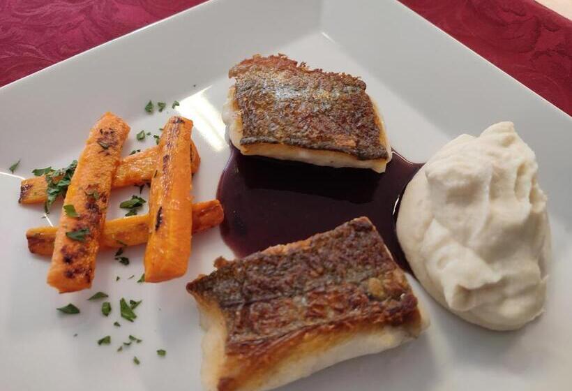 فندق Le Relais De Ceilhes