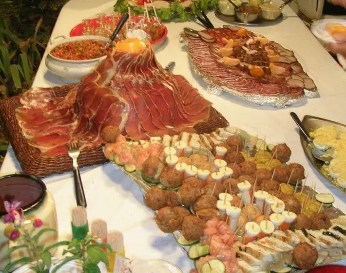 Hotelli Restaurant Le Saint Pierre Grand Périgueux