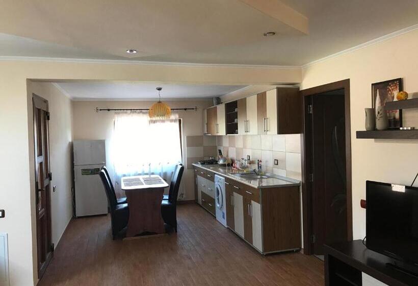 پانسیون Casa Flori