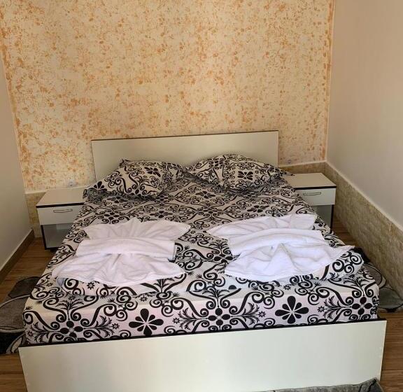 پانسیون Casa Flori