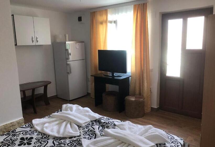 پانسیون Casa Flori