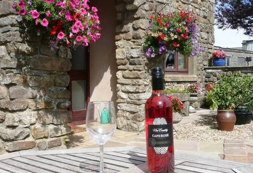 צימר Nutstile Farm