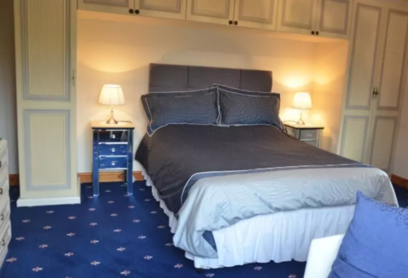 Bed and Breakfast Nutstile Farm