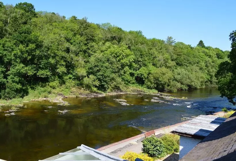 Aamiaismajoitus (B&B) Pwll Y Faedda