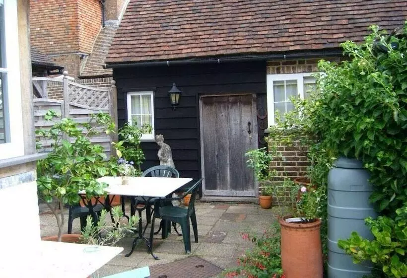 ベッドアンドブレックファースト The Pilstyes