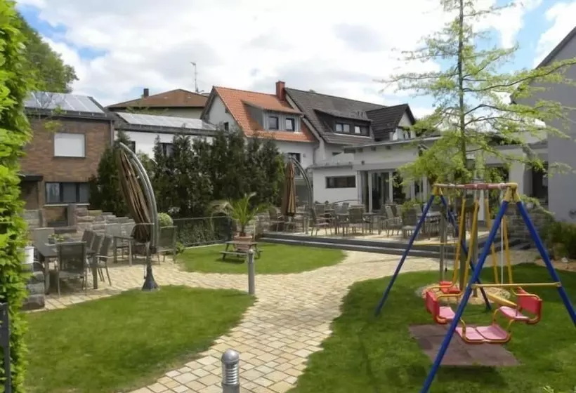 Hotelli Thueringer Hof Wildeck