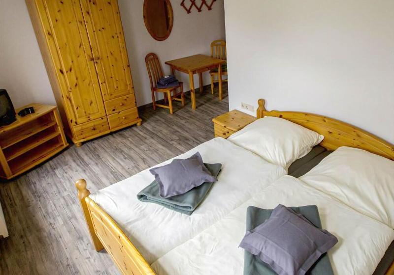 Pension Und Tagungsstätte Bb