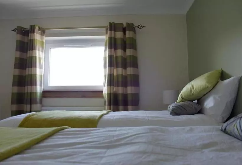 ベッドアンドブレックファースト Caledonian House