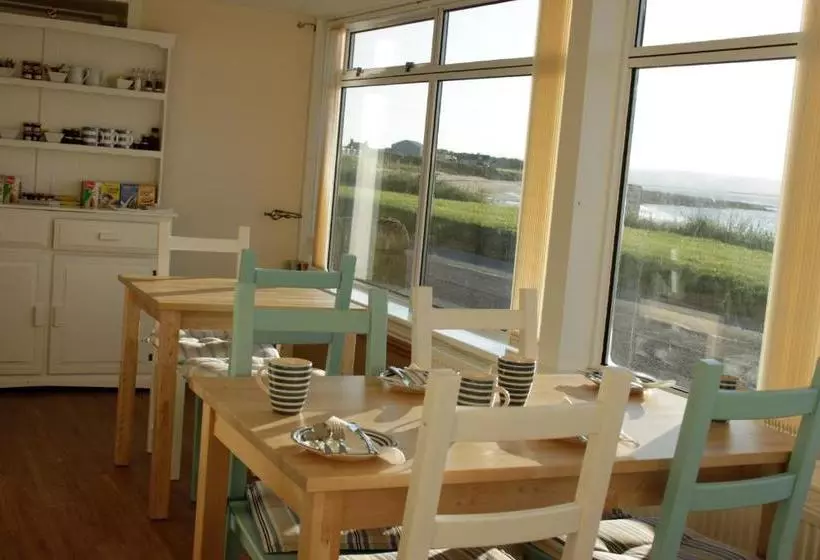 ベッドアンドブレックファースト Caledonian House