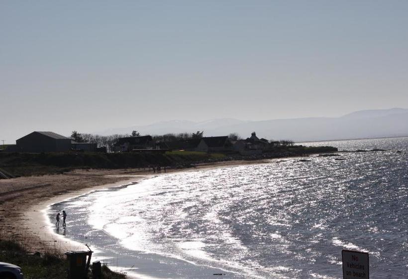 住宿加早餐 Caledonian House