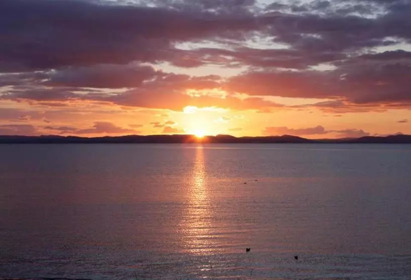 ベッドアンドブレックファースト Caledonian House