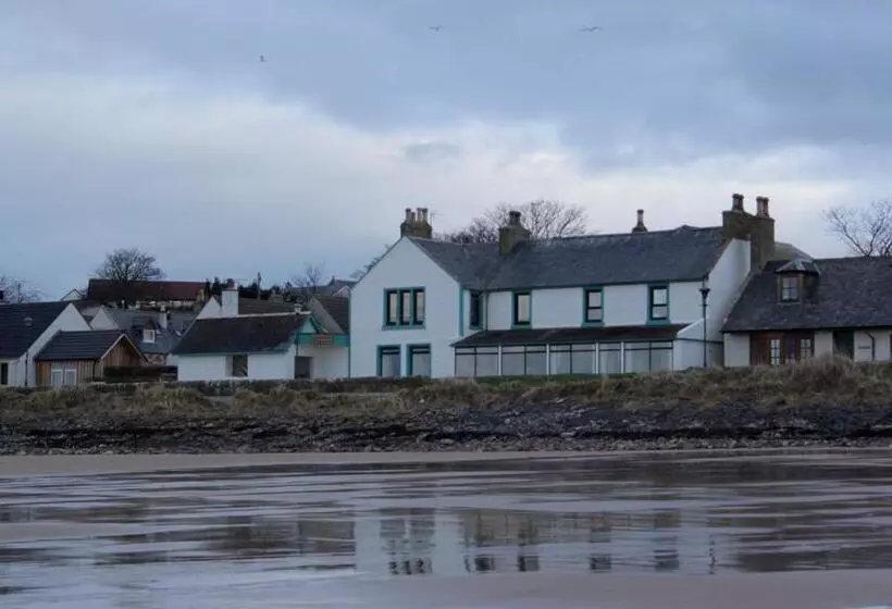 ベッドアンドブレックファースト Caledonian House