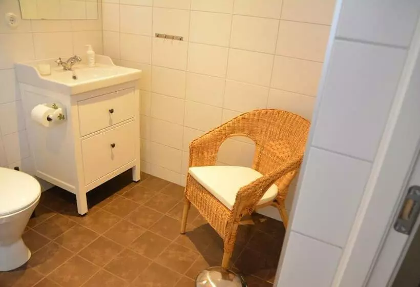 Degebergagården B&b