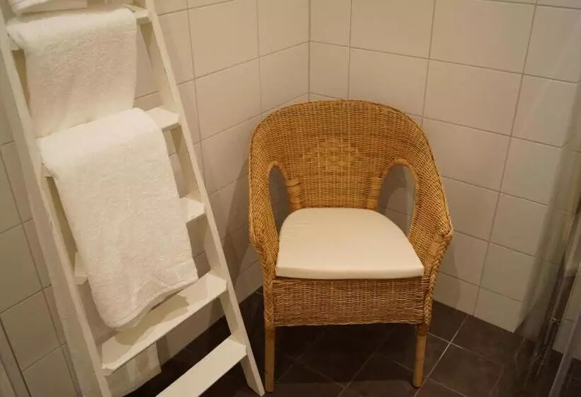 Degebergagården B&b