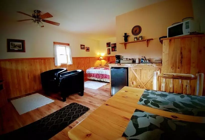 モーテル Homestead Cabin Resort