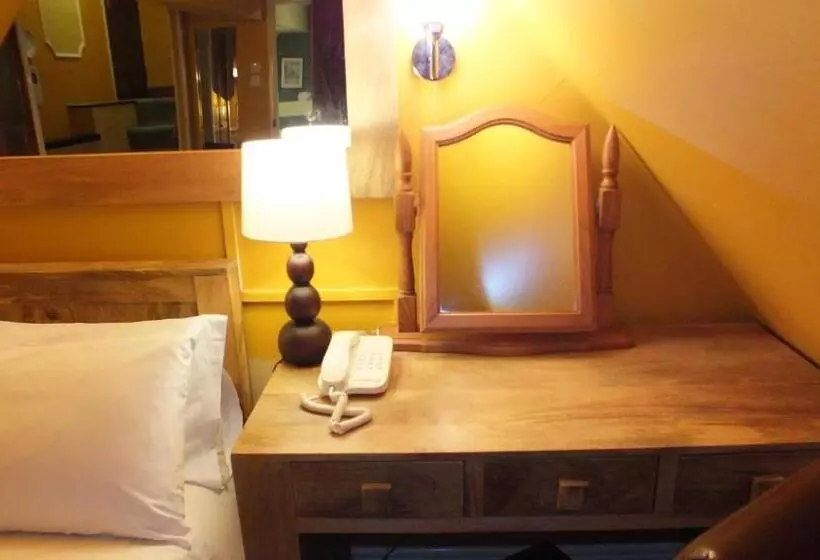 Retkeilymaja Clifton Hampden B&b