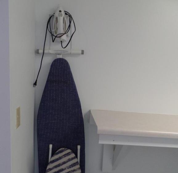 הוסטל Dakota Country Inn