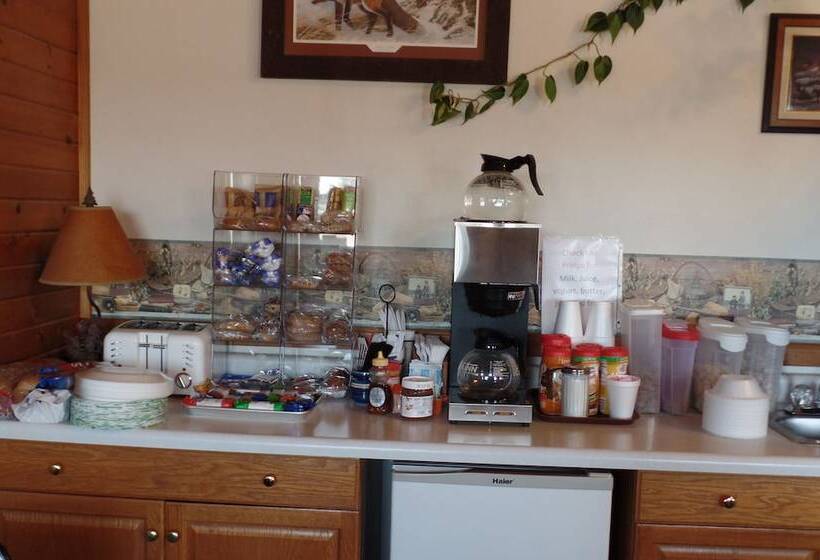 הוסטל Dakota Country Inn