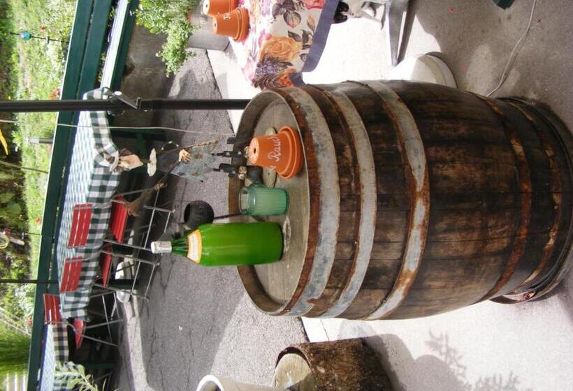 Общежитие Landhaus Gritschacher