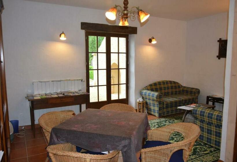 Bed and Breakfast Chambres D'hôtes De Charme Du Château De Missandre