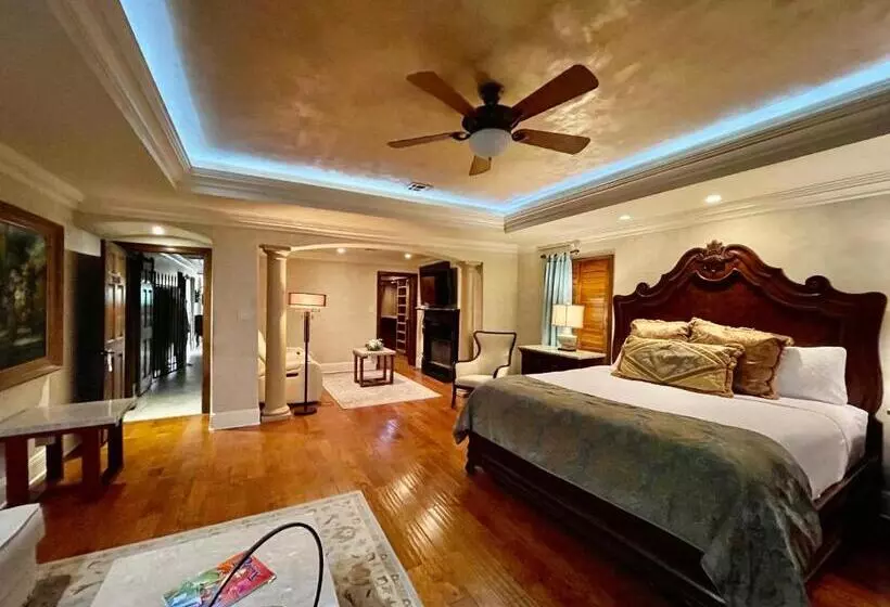 Aamiaismajoitus (B&B) Louisiana Cajun Mansion