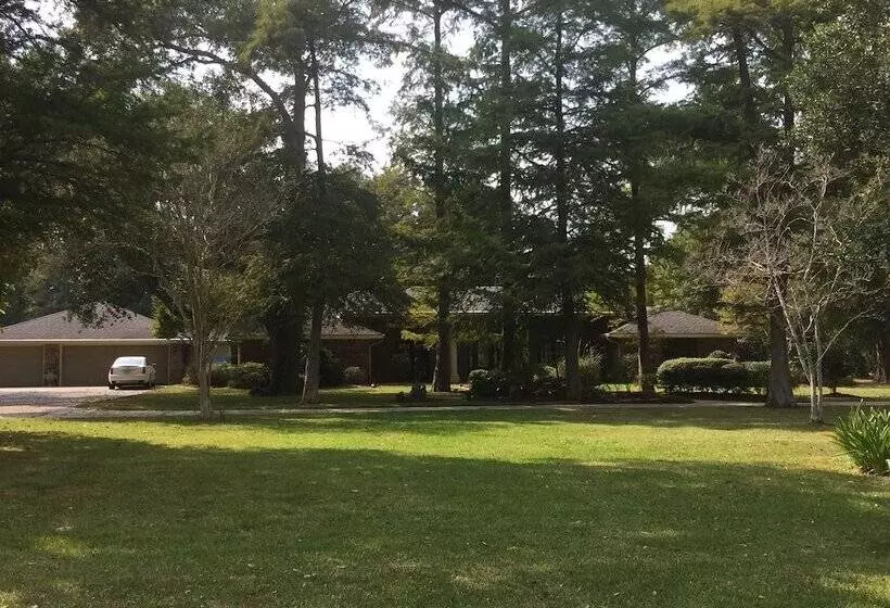 Aamiaismajoitus (B&B) Louisiana Cajun Mansion