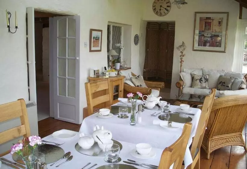 Fernside Bed And Breakfast