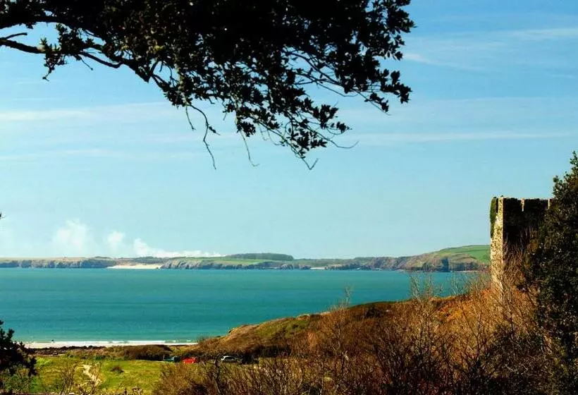 Hotelli Castlemead Country House By The Sea