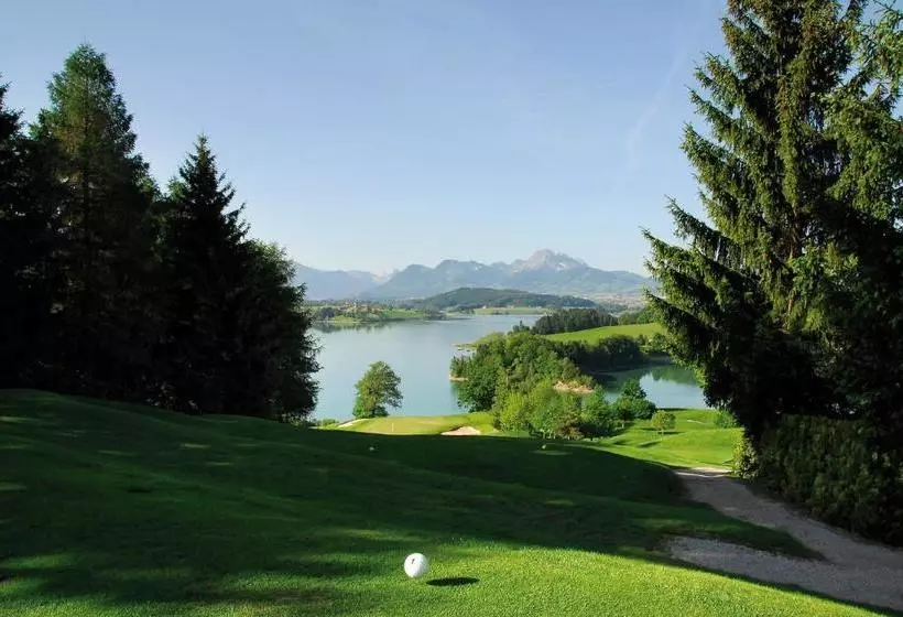 ホテル Golf De La Gruyère