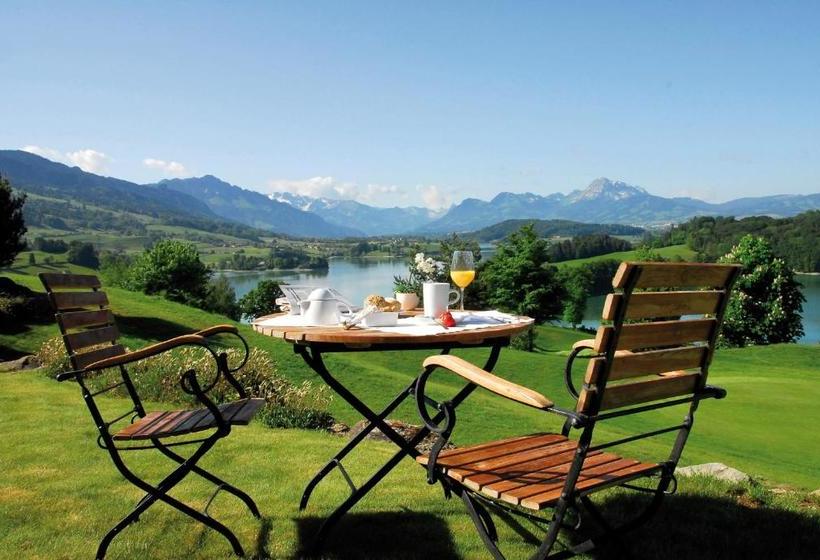 ホテル Golf De La Gruyère