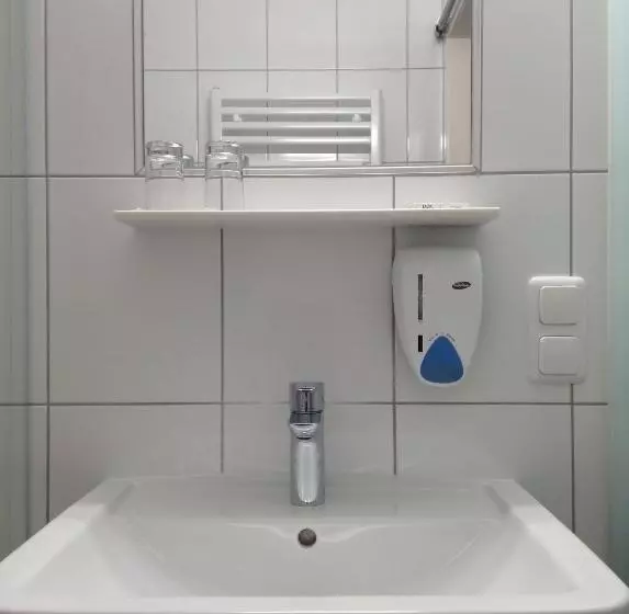 Hotelli Leonsteinerhof