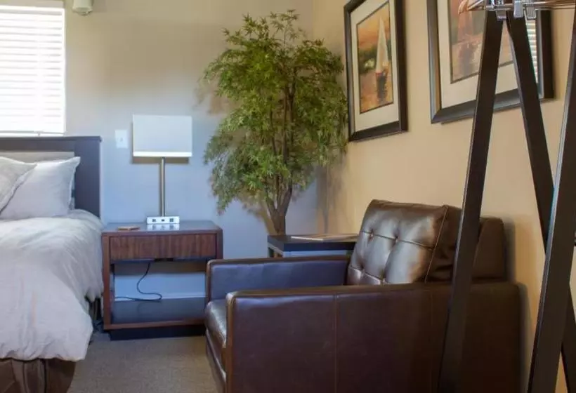 Hotelli Mark Iii, Inn & Suites