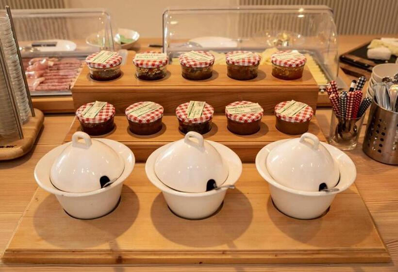 酒店 Mayer   Wirtshaus Und Dorf