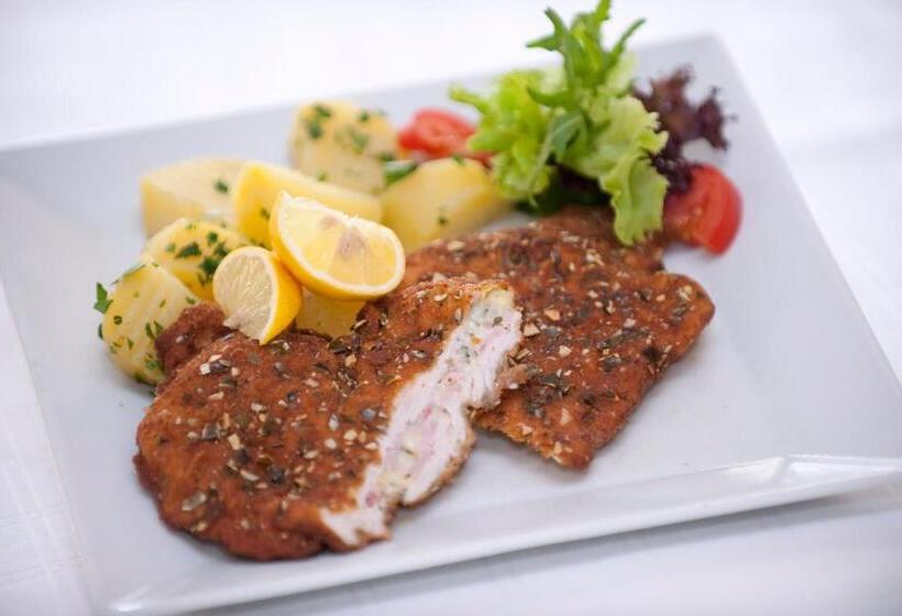 Отель Restaurant Gollner