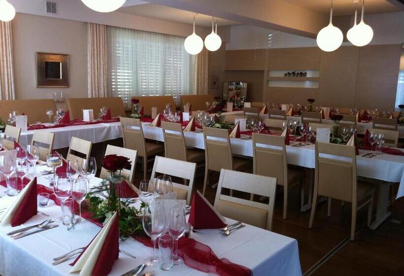 Отель Restaurant Gollner