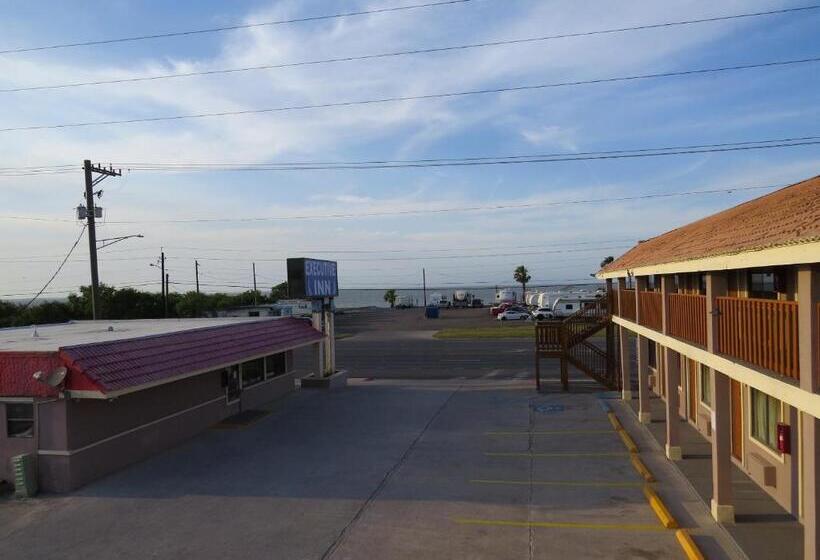 فندق على الطريق Executive Inn Laguna Vista