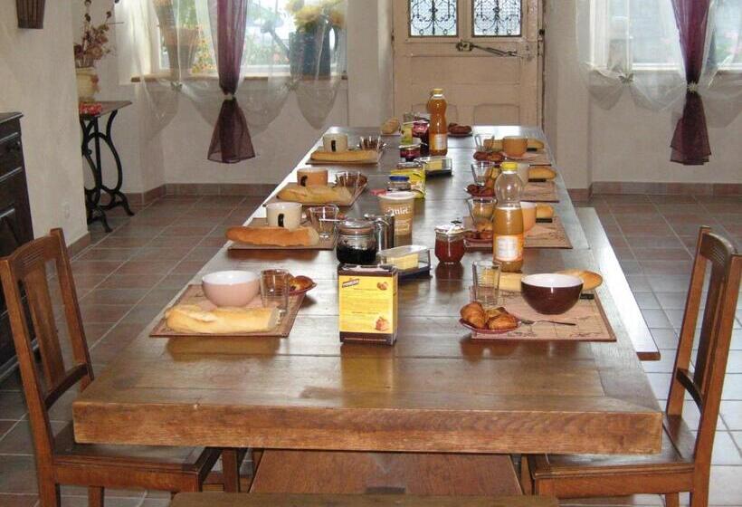 ペンション Chez Monique