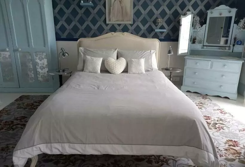 ペンション Gardenvale Manor House B&b