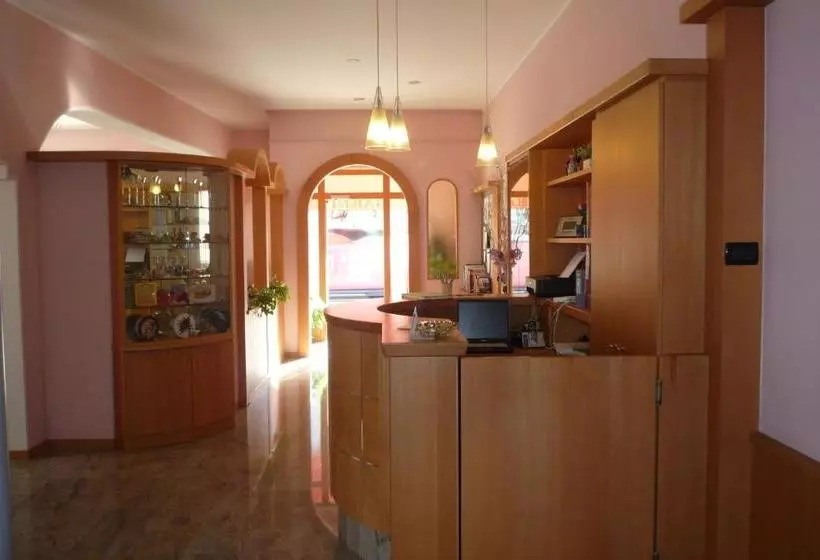 ペンション Piccolo Fiore