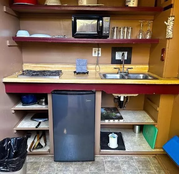 Redwoods River Resort & Campground